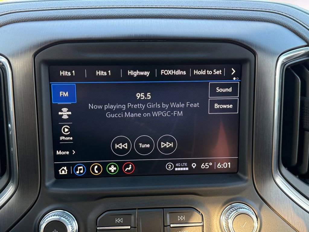 Used 2023 GMC Sierra 2500 AT4 w/ Gooseneck/5TH Wheel Package image 14