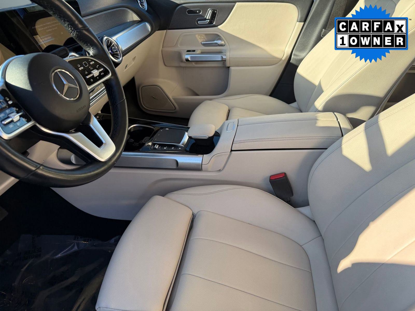 Certified 2022 Mercedes-Benz GLB 250 4MATIC w/ Premium Package Lite image 21