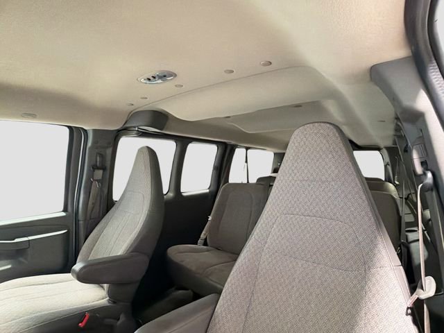 Used 2016 Chevrolet Express 3500 LT w/ LT Preferred Equipment Group image 16