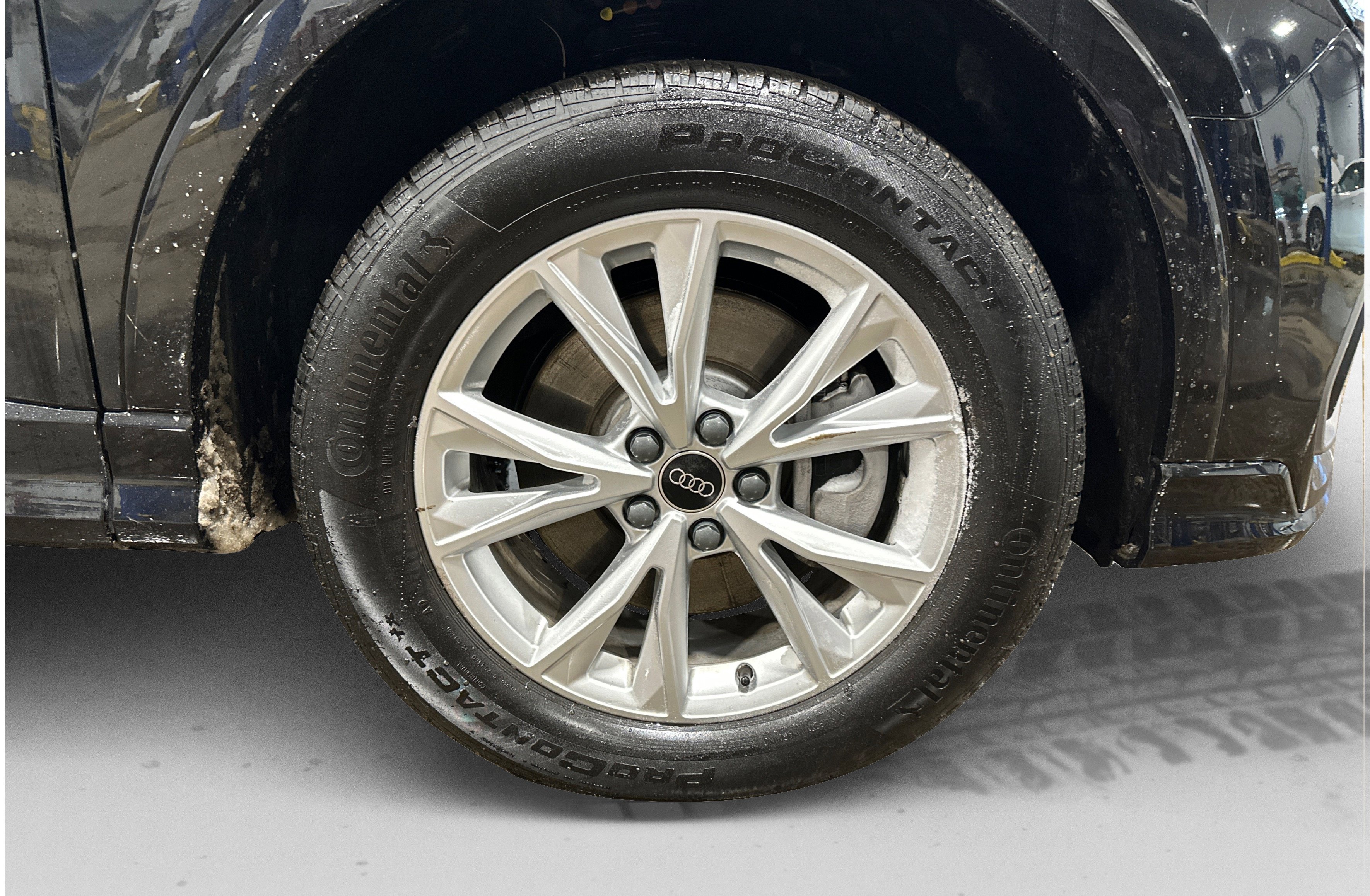 Used 2025 Audi Q3 2.0T Premium image 52