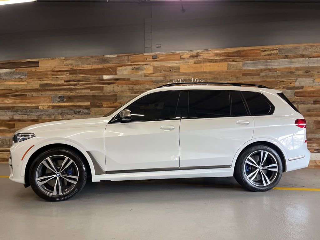 Used 2021 BMW X7 M50i w/ Executive Package image 17