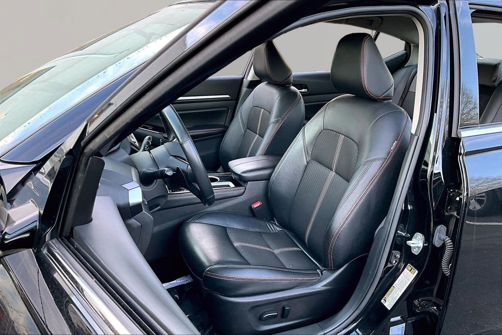 Used 2024 Nissan Altima 2.5 SR image 17