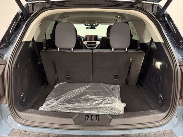New 2026 Ford Explorer Active RWD image 28