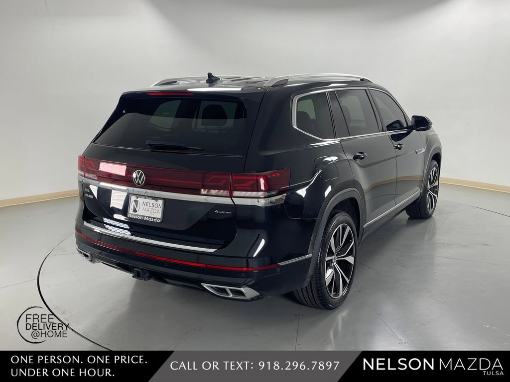 Used 2024 Volkswagen Atlas SEL Premium R-Line image 6
