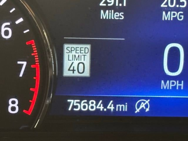 Used 2021 Ford Explorer XLT w/ Equipment Group 202A image 29