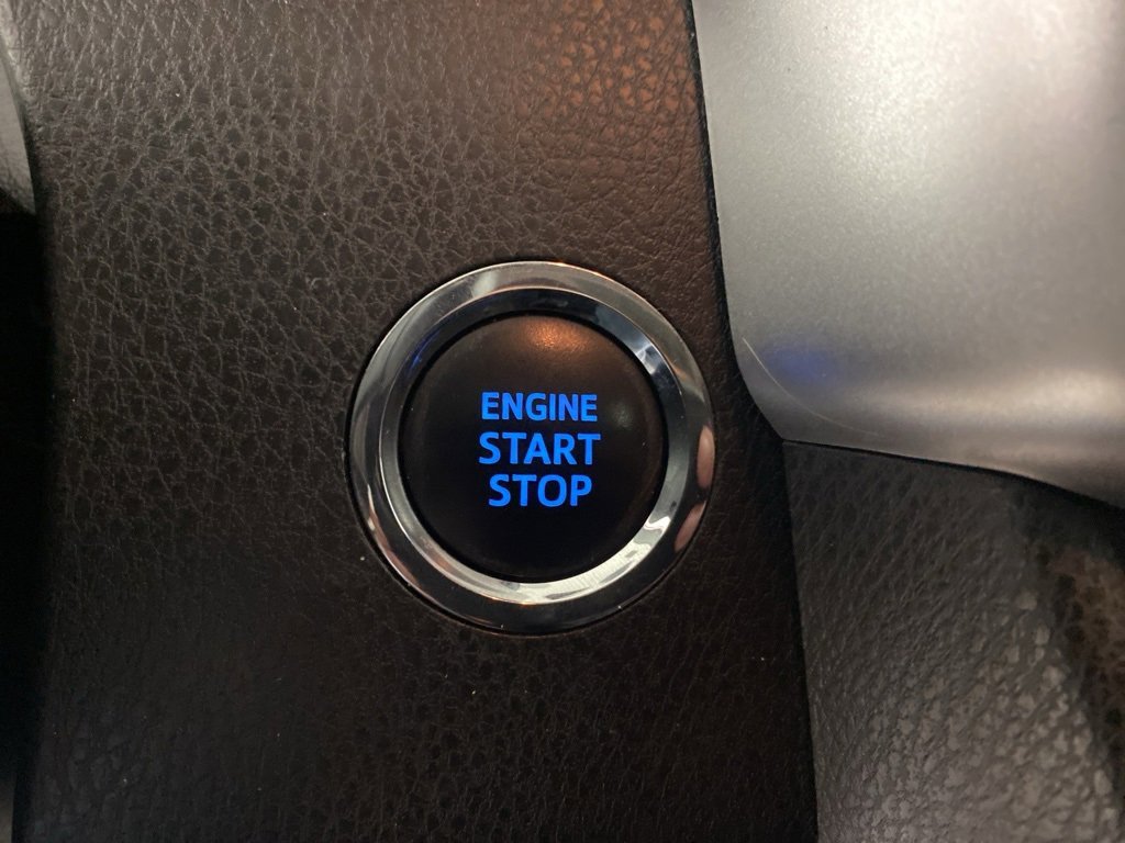 Used 2019 Toyota Highlander XLE image 27