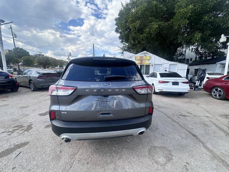 Used 2022 Ford Escape SE w/ Convenience Package FWD image 5