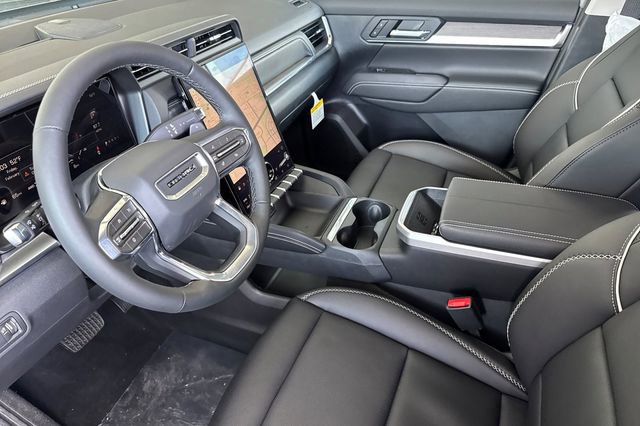 New 2026 GMC Terrain Denali w/ LPO, Floor Liner Package image 10