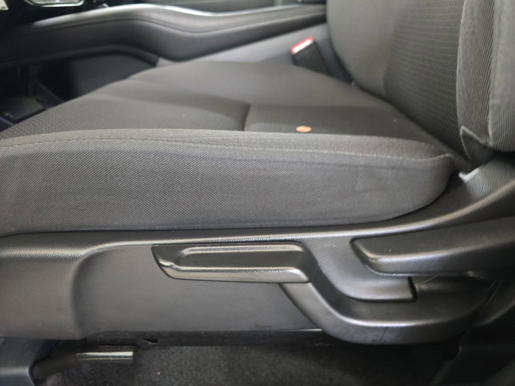 Used 2021 Honda HR-V LX image 28