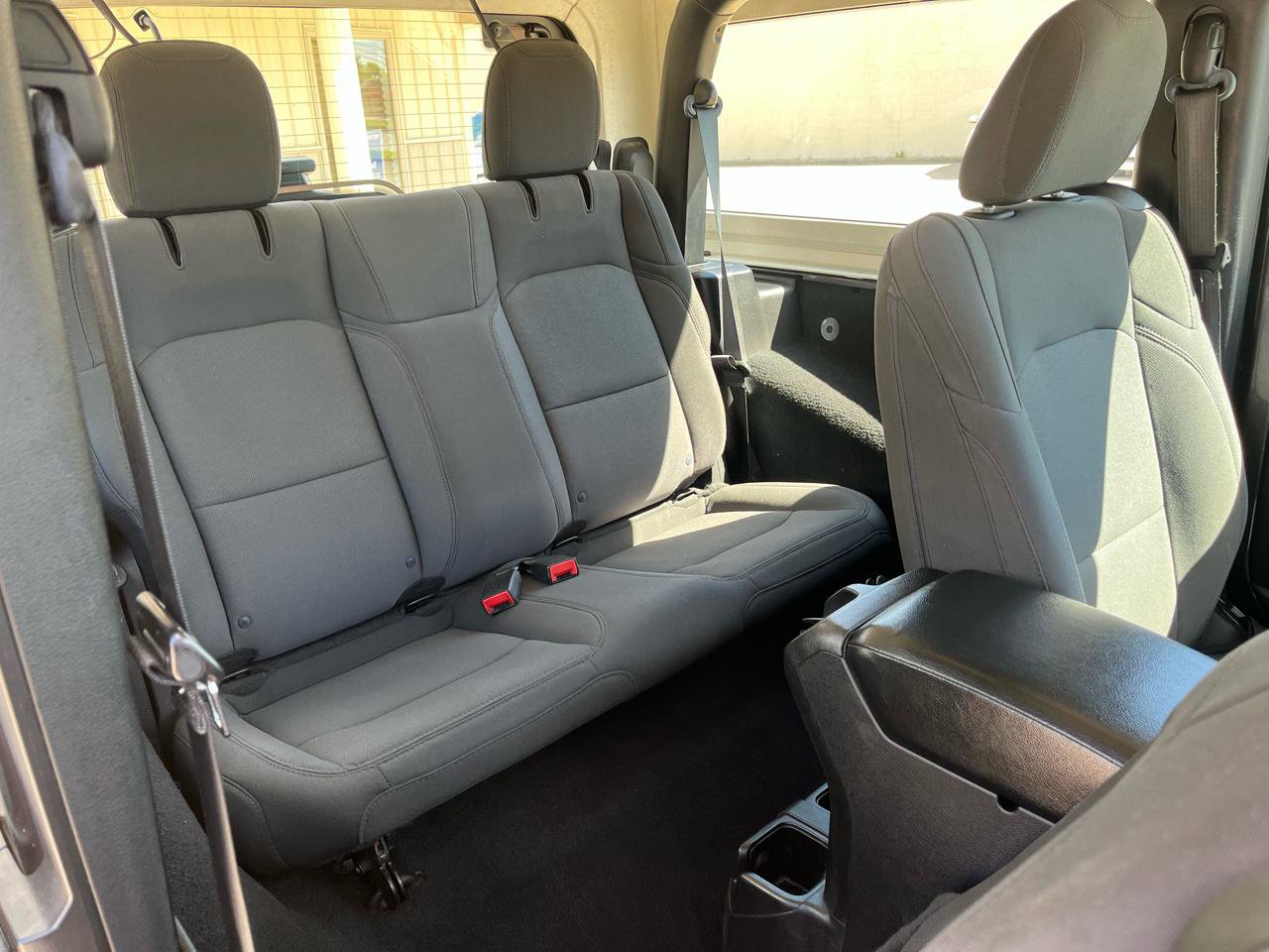 Used 2020 Jeep Wrangler Sport AWD/4WD image 9