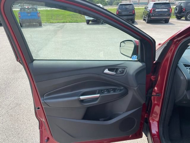 Used 2018 Ford Escape Titanium FWD image 18