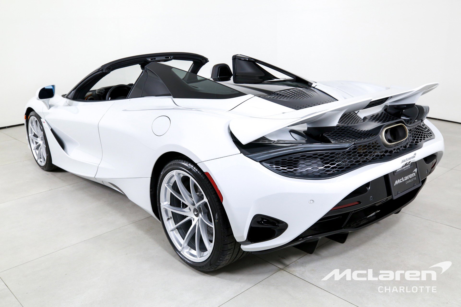 New 2027 McLaren 750S Spider RWD image 8