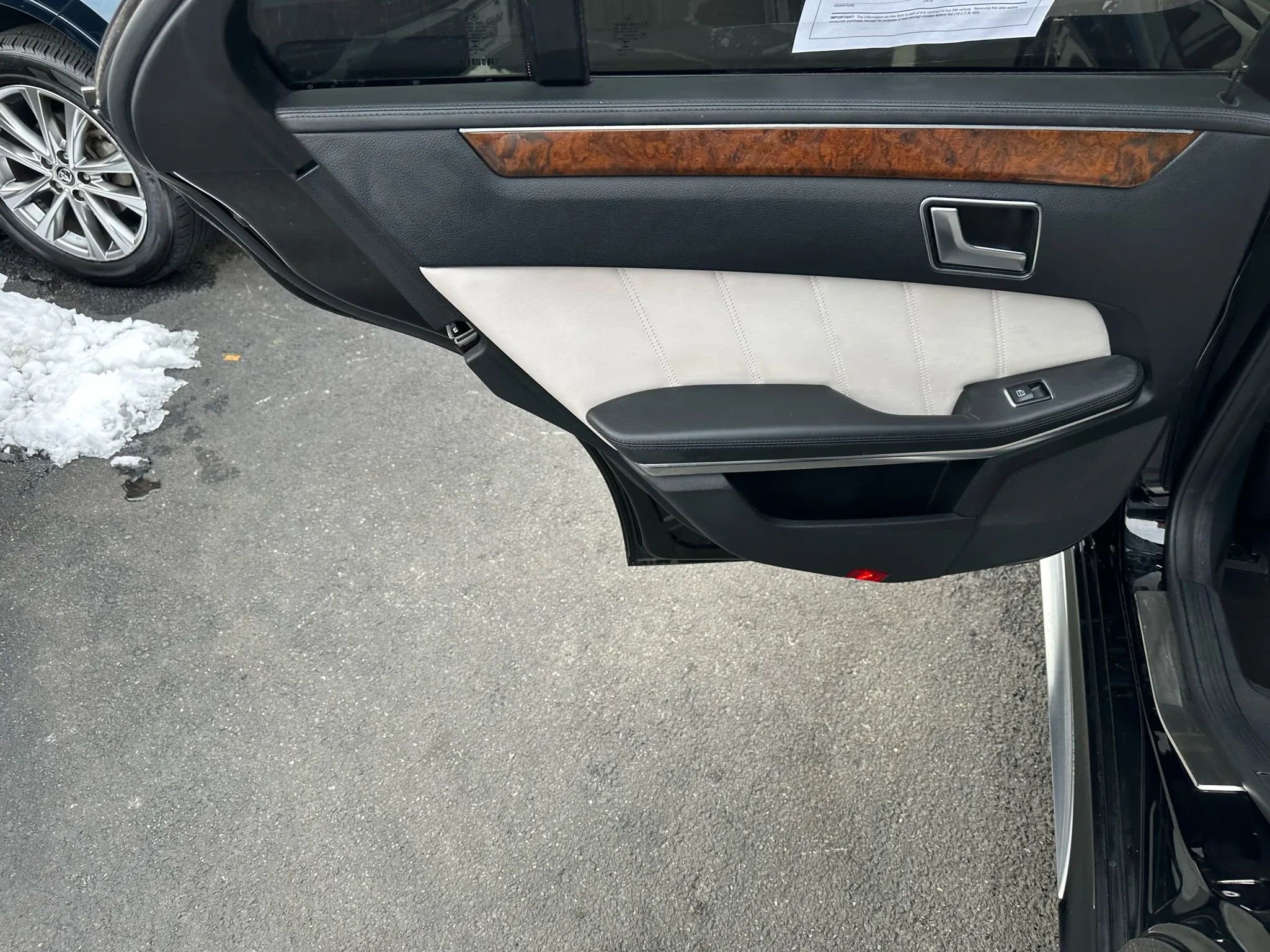 Used 2014 Mercedes-Benz E 63 AMG S-Model image 35