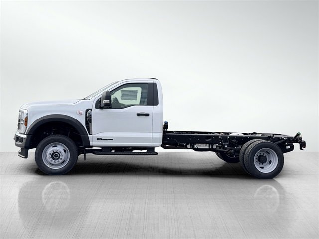 New 2025 Ford F550 4x4 Regular Cab Super Duty image 3