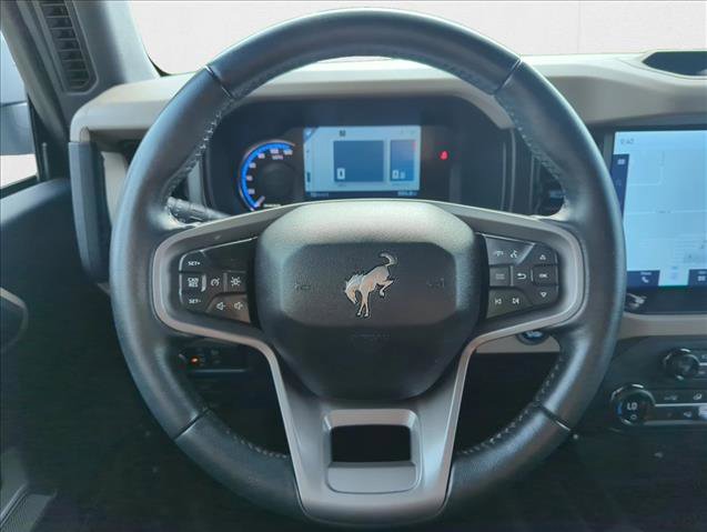 Used 2023 Ford Bronco Wildtrak image 17
