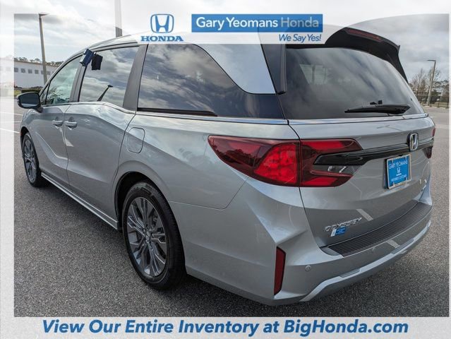 New 2026 Honda Odyssey Touring image 8