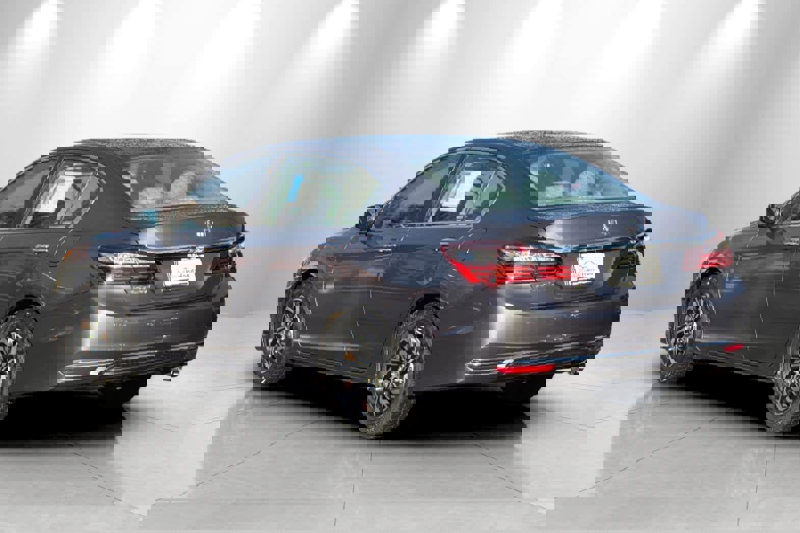 Used 2016 Honda Accord LX image 6