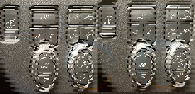 New 2026 GMC Sierra 1500 SLT w/ SLT Premium Plus Package image 26