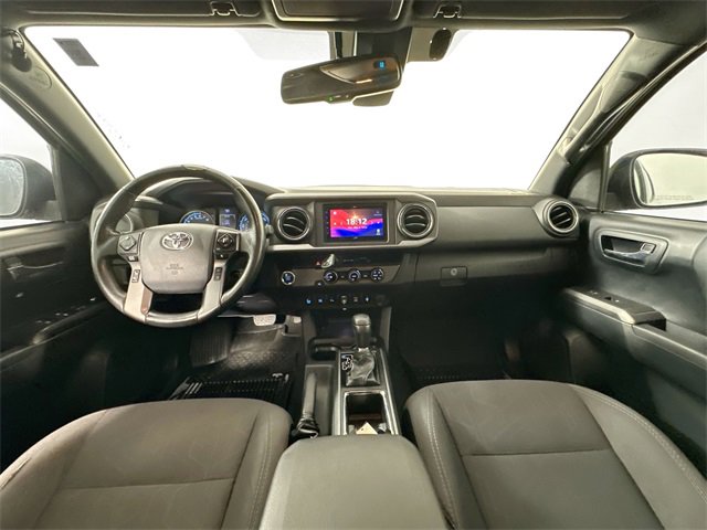 Used 2018 Toyota Tacoma TRD Sport image 29