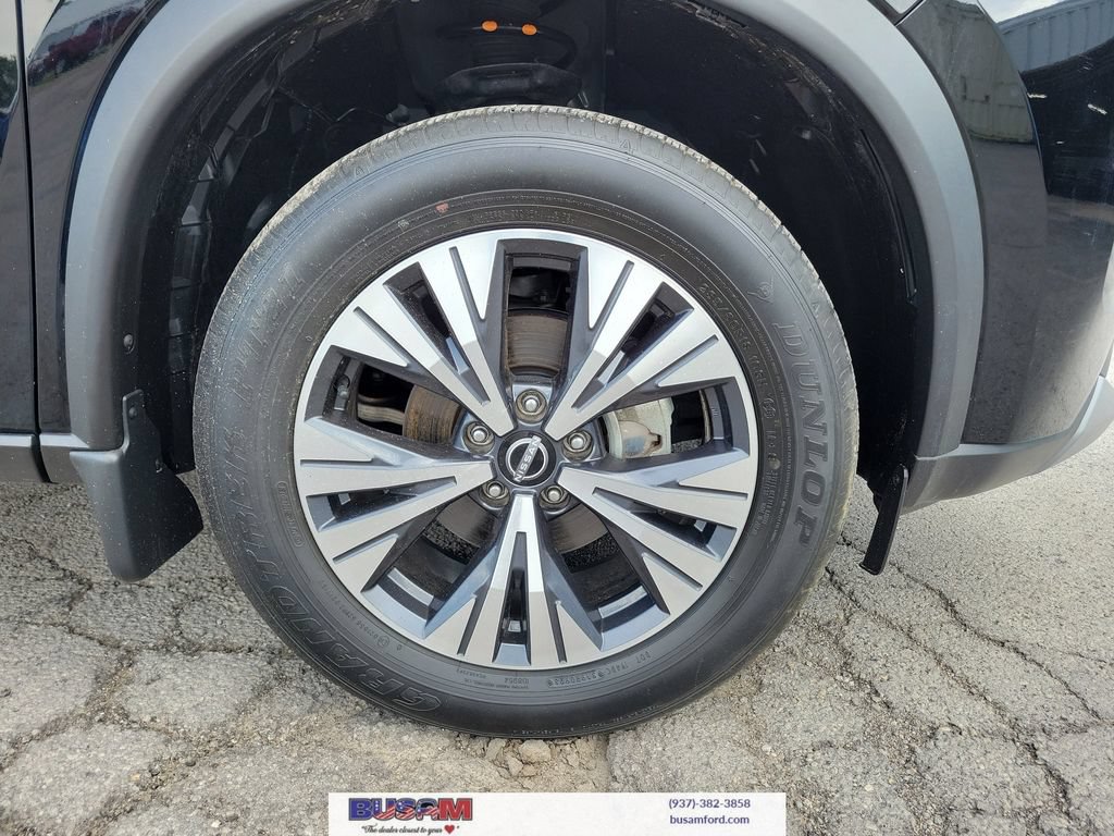 Used 2023 Nissan Rogue SV AWD/4WD image 5