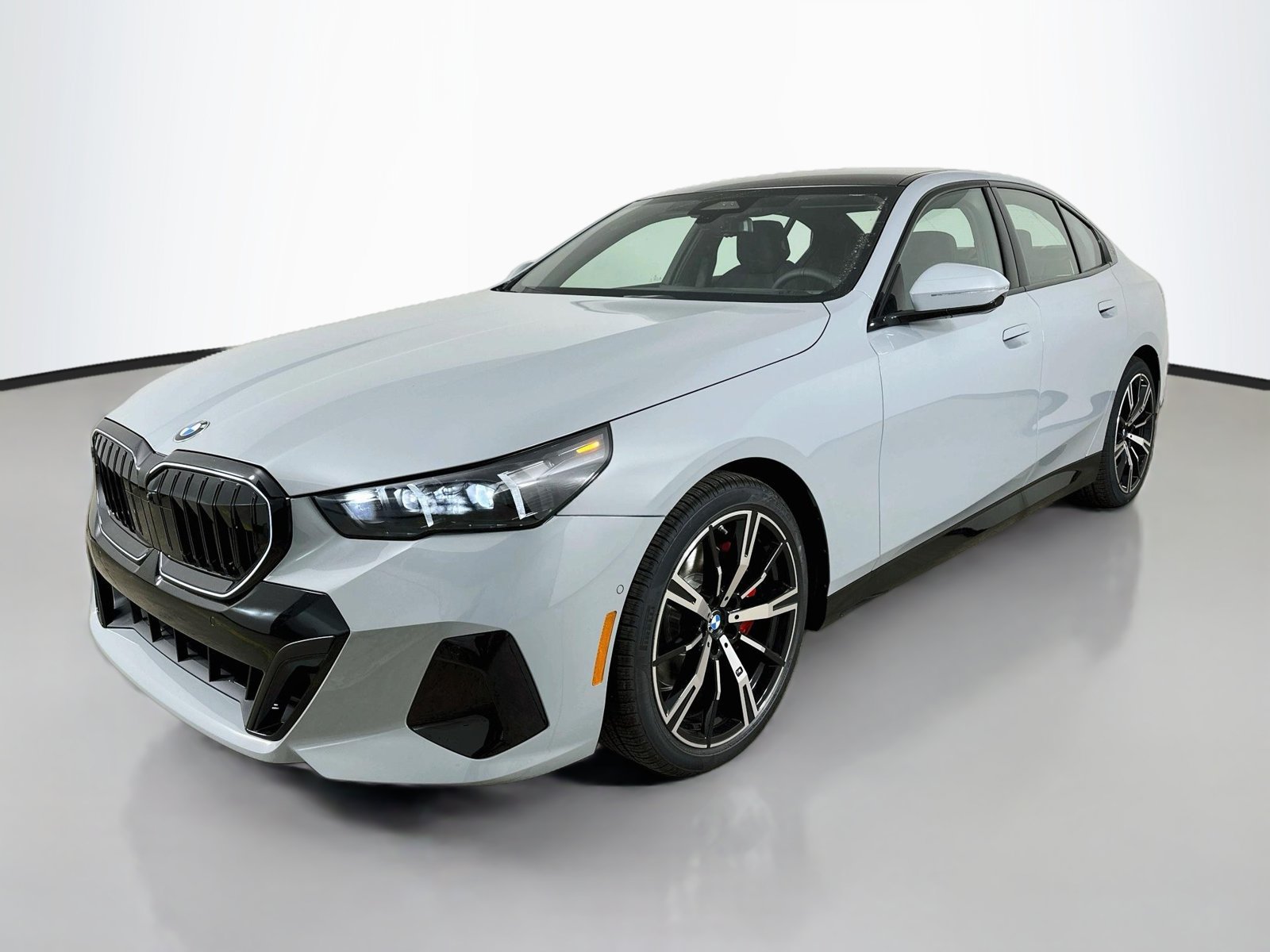 New 2027 BMW 530i xDrive w/ M Sport Package AWD/4WD image 1