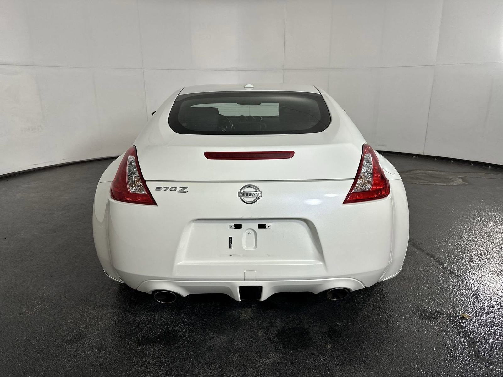 Used 2009 Nissan 370Z Touring RWD image 7
