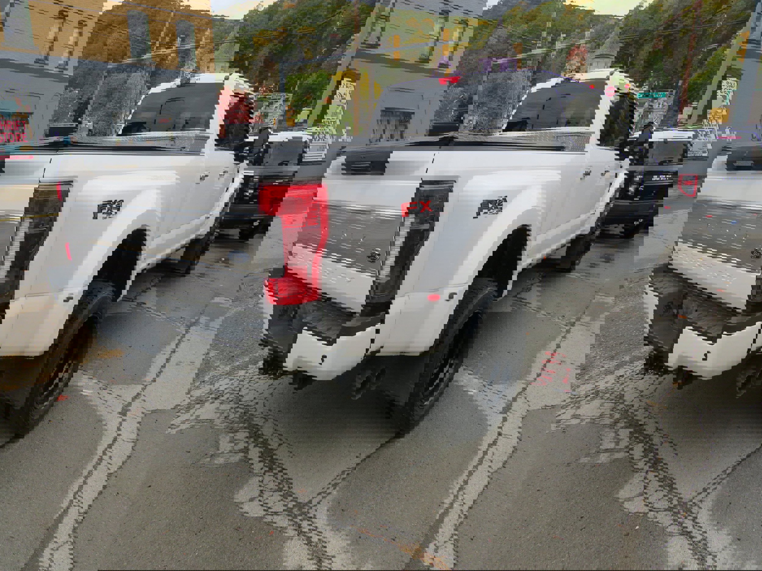 Used 2018 Ford F450 Platinum w/ Platinum Ultimate Package image 7