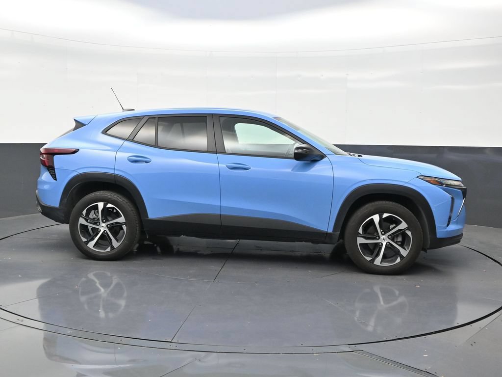 Used 2024 Chevrolet Trax RS w/ Driver Confidence Package FWD image 6