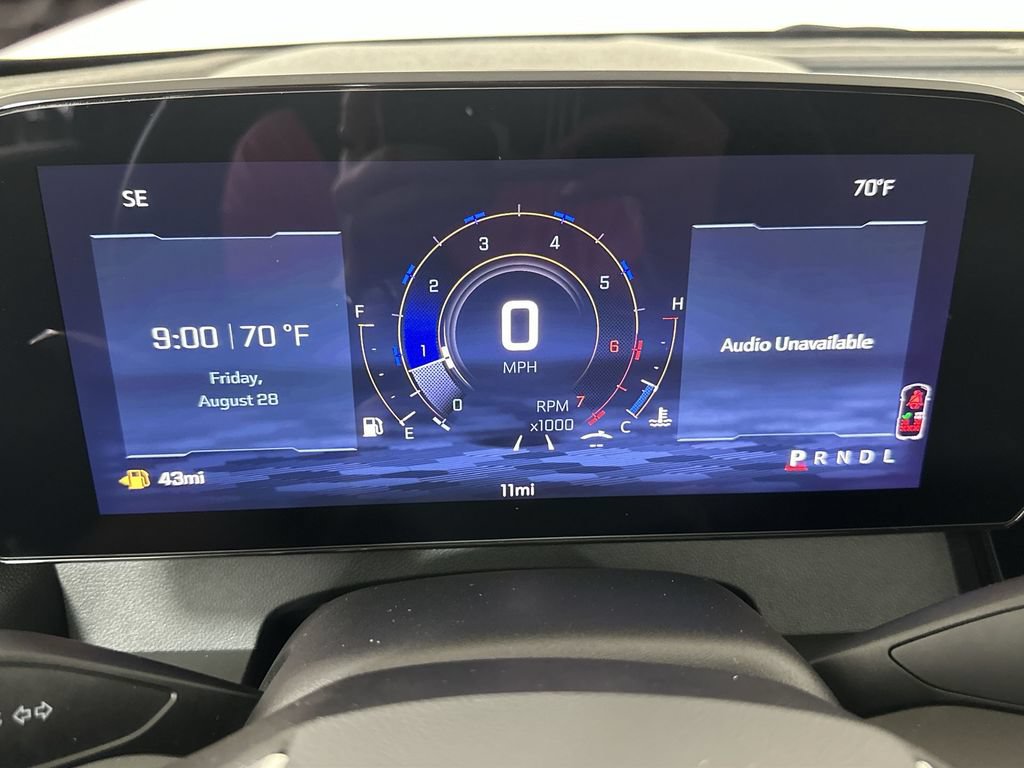 New 2027 Chevrolet Traverse LT w/ LPO, Floor Liner Package FWD image 13