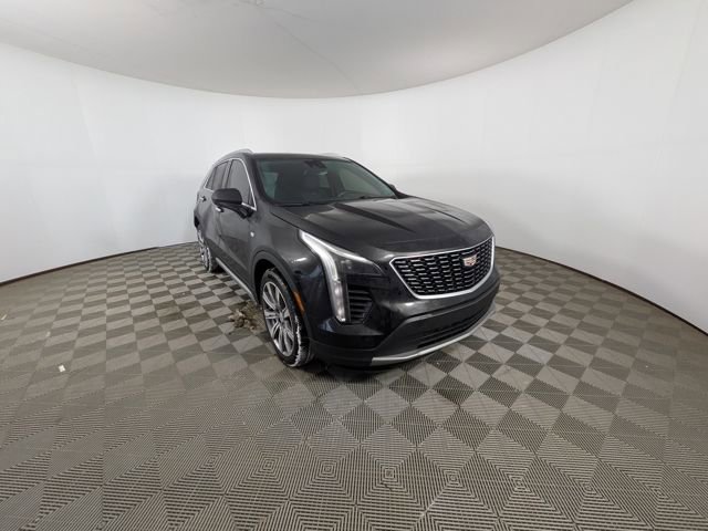 Used 2020 Cadillac XT4 Premium Luxury w/ Cold Weather Package image 31