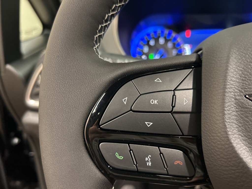 New 2026 Chrysler Pacifica Limited image 22