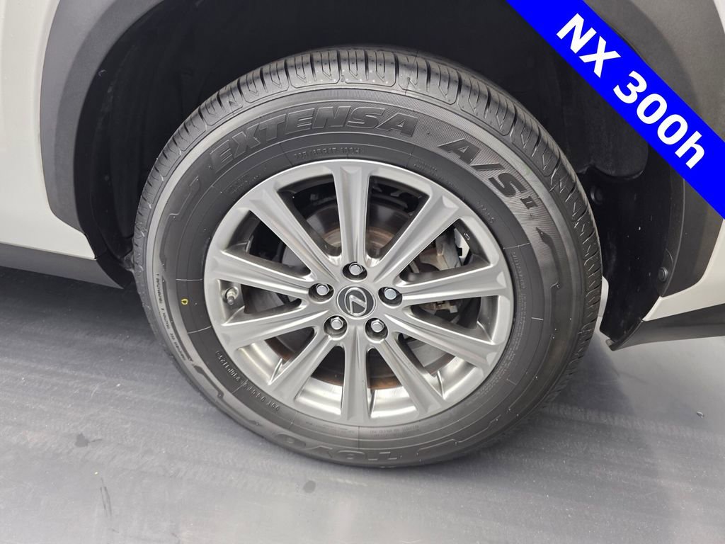 Used 2020 Lexus NX 300h 300h w/ Comfort Package image 17