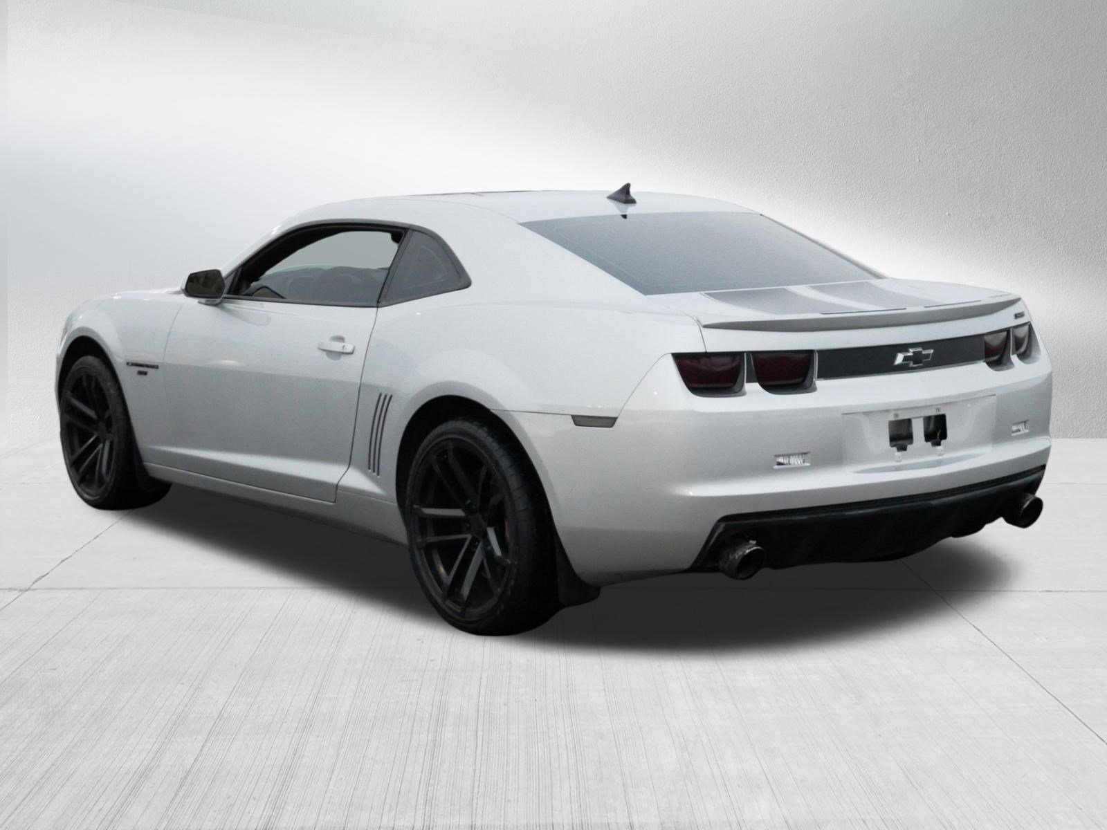 Used 2010 Chevrolet Camaro SS w/ RS Package image 5