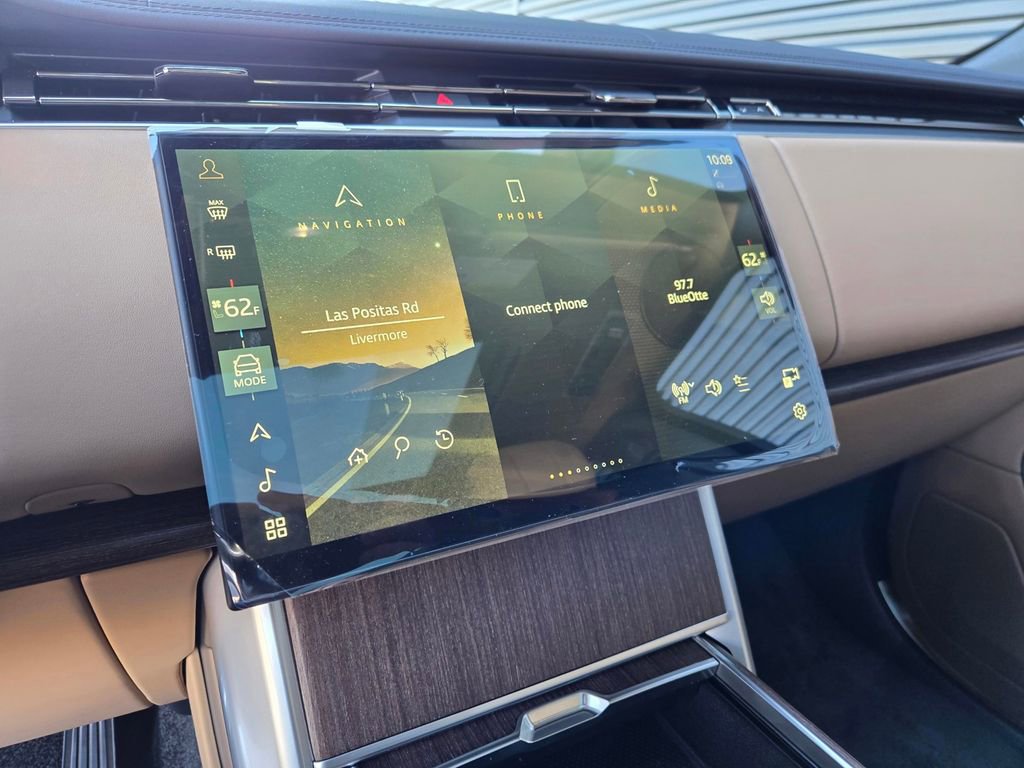 New 2026 Land Rover Range Rover SE image 11