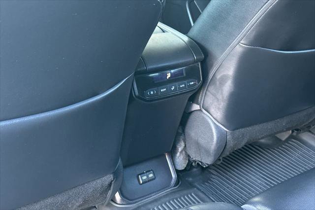 Certified 2022 Toyota Highlander XLE image 14