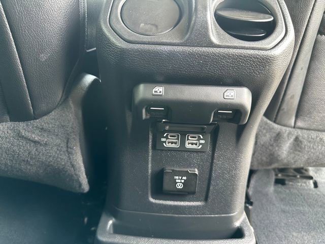 Used 2023 Jeep Wrangler Unlimited Sahara image 30