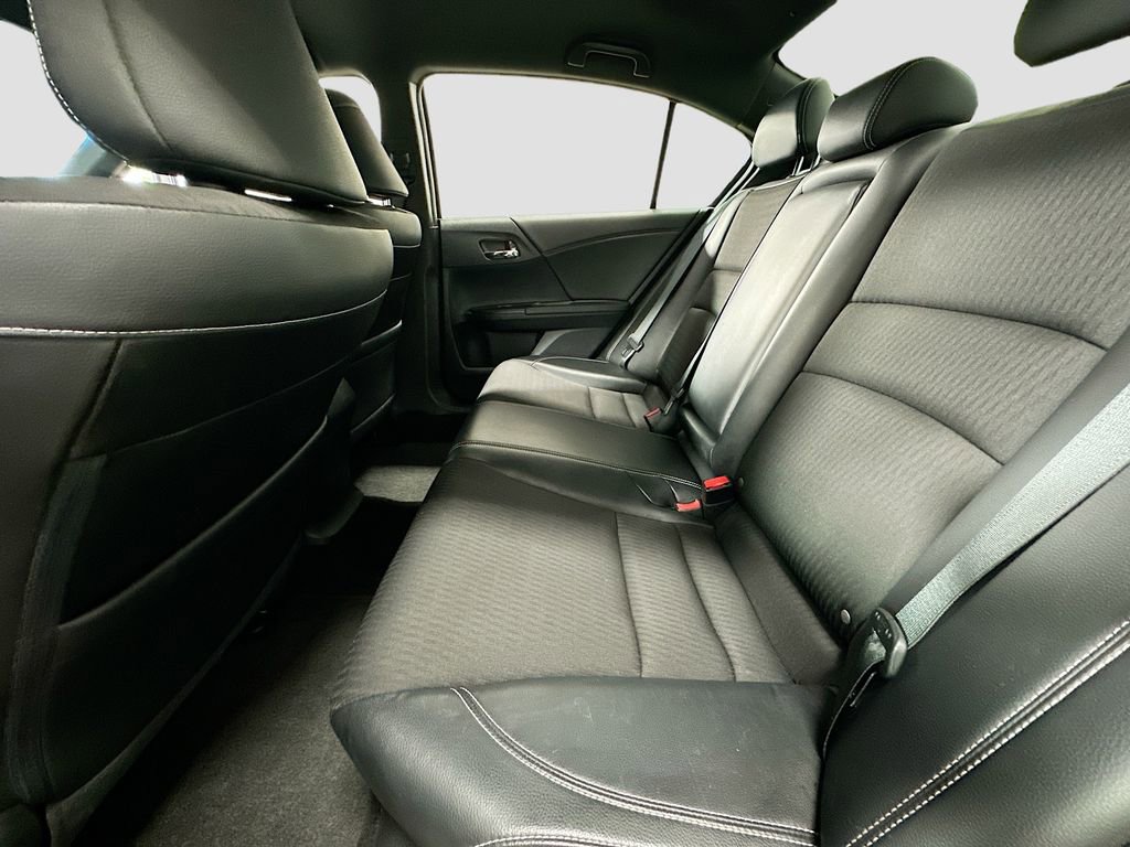 Used 2016 Honda Accord Sport image 23