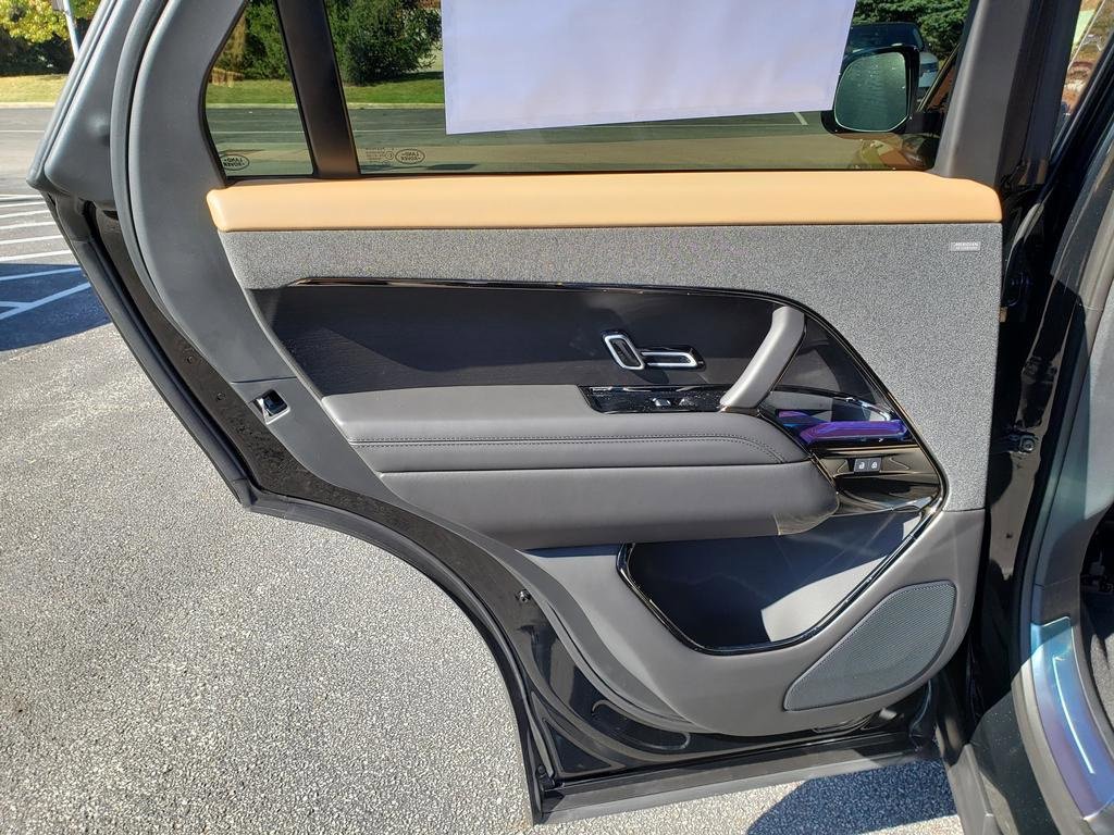 New 2025 Land Rover Range Rover Sport Dynamic SE image 12