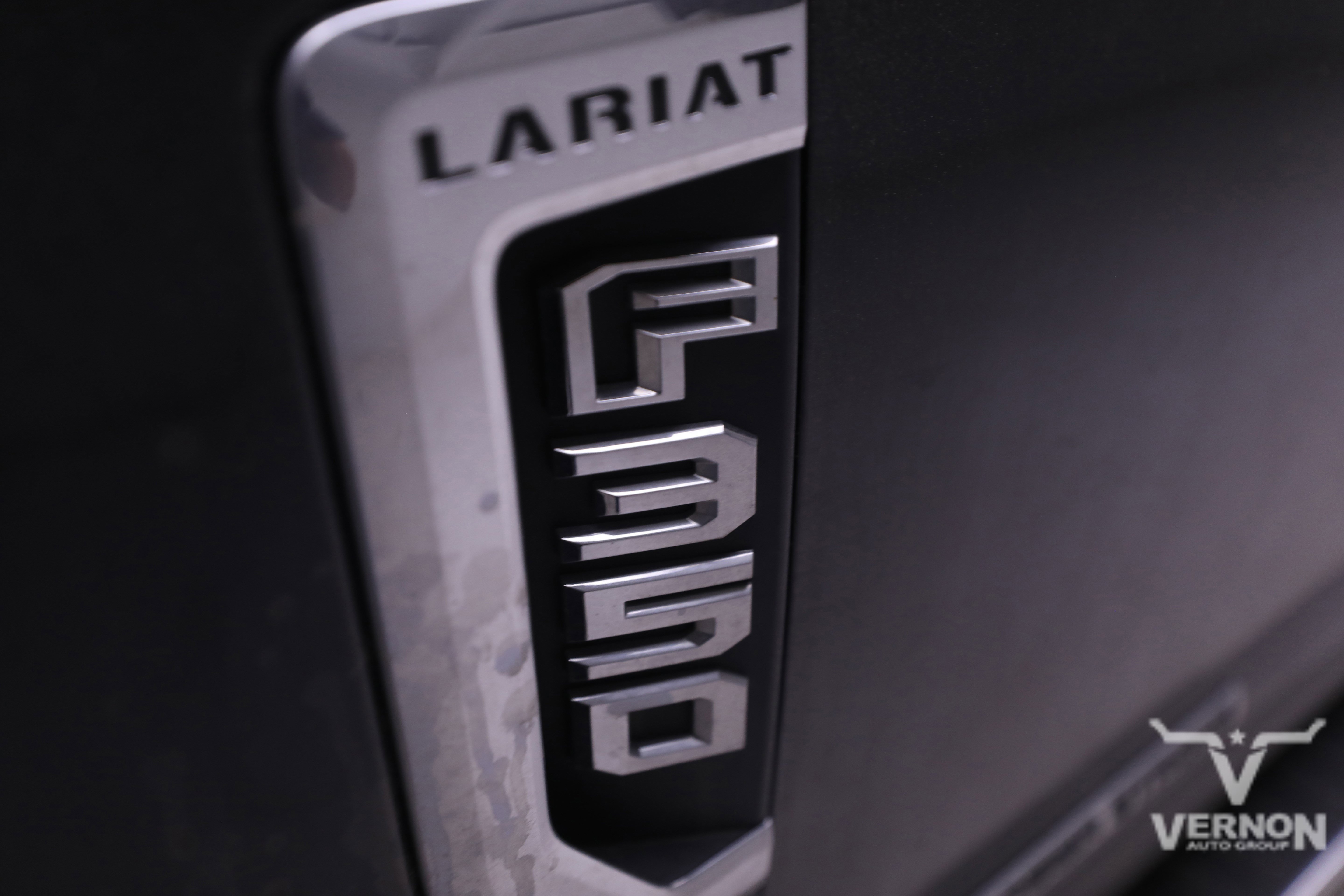 Used 2022 Ford F350 Lariat w/ Lariat Value Package image 11