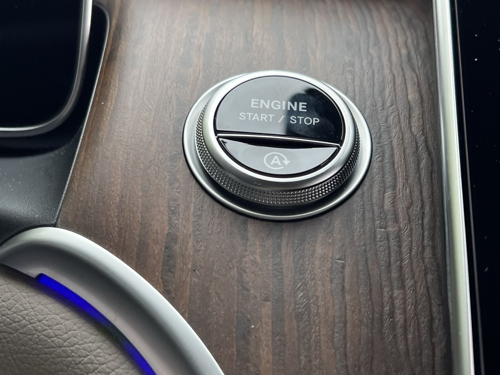 New 2026 Mercedes-Benz GLC 300 4MATIC image 38