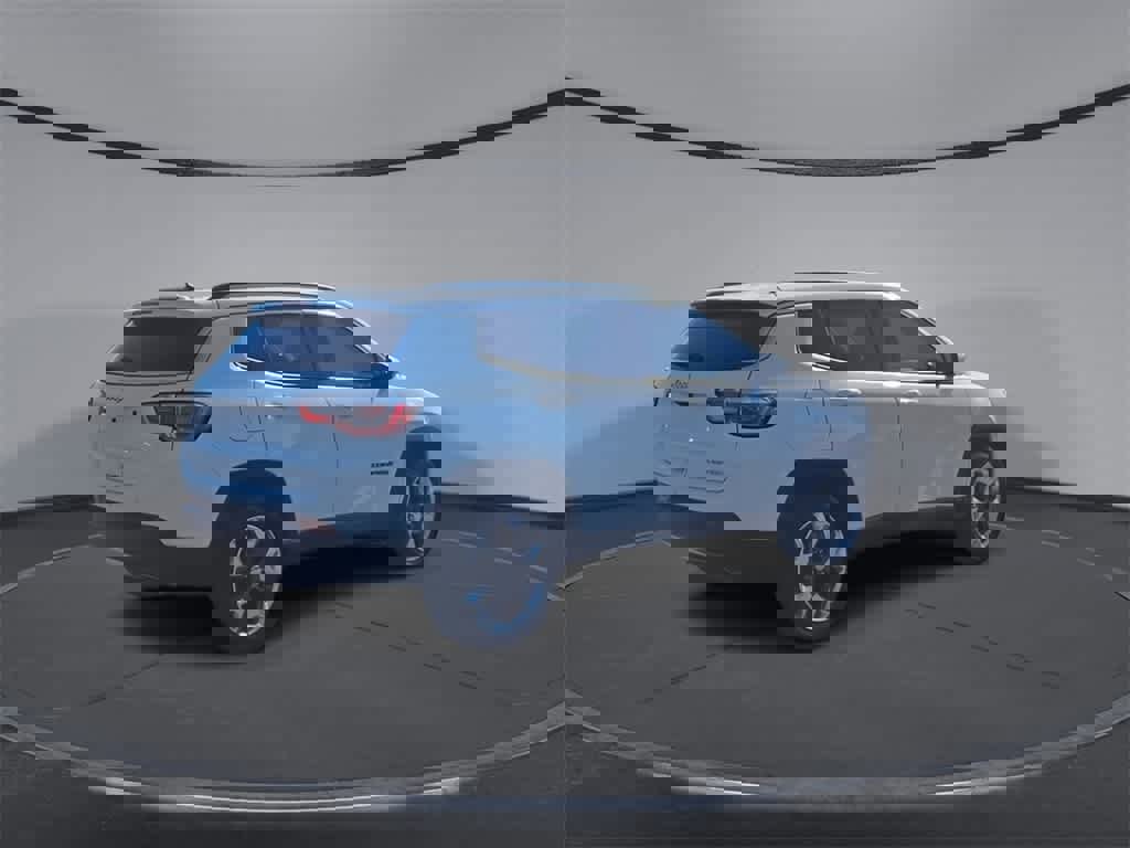 Used 2018 Jeep Compass Limited w/ Navigation Group image 8