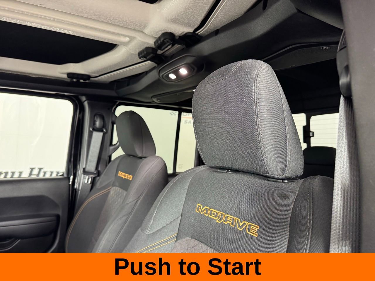 Used 2024 Jeep Gladiator Mojave image 11