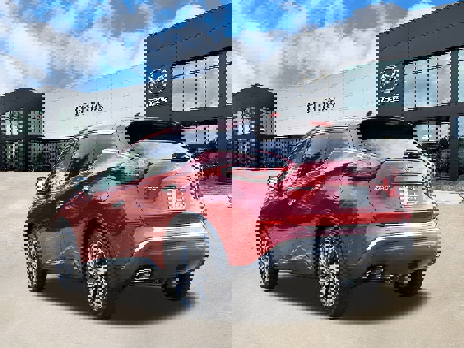 Used 2024 Nissan Murano SL image 2