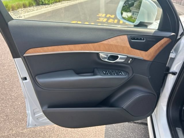Certified 2024 Volvo XC90 B5 Plus w/ Protection Package Premier AWD/4WD image 19