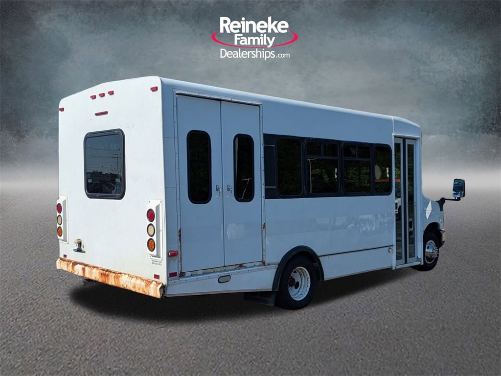 Used 2012 Ford E-450 and Econoline 450 Super Duty w/ Shuttle Bus Prep Pkg image 5