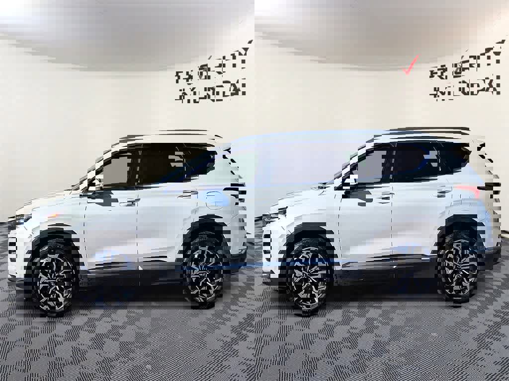 Used 2019 Hyundai Santa Fe Limited image 7