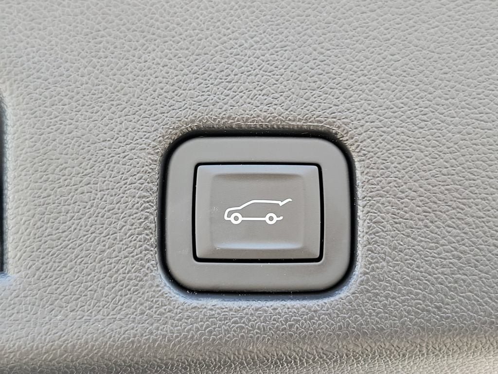 Used 2026 GMC Acadia Elevation w/ Black Edition FWD image 10