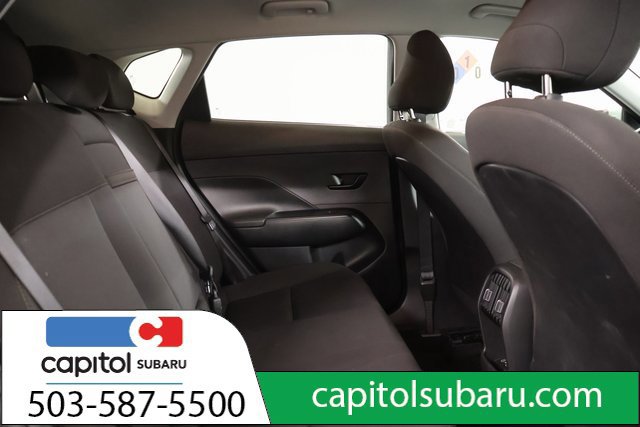 Used 2025 Hyundai Kona SEL AWD/4WD image 28