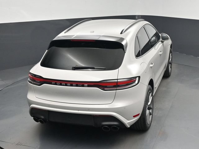 Used 2024 Porsche Macan AWD/4WD image 25
