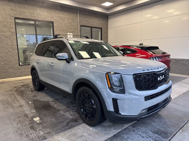 Certified 2022 Kia Telluride SX w/ SX Prestige Package AWD/4WD image 8